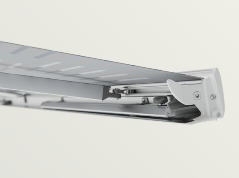 Dometic BAW3000 2.6m Box Awning - White