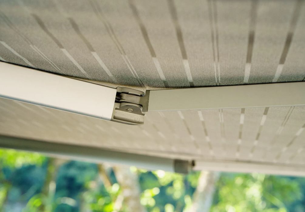 Dometic BAW3000 4m Box Awning - White