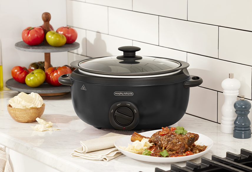 Morphy Richards 6.5L 'Sear and Stew' Slow Cooker - Black