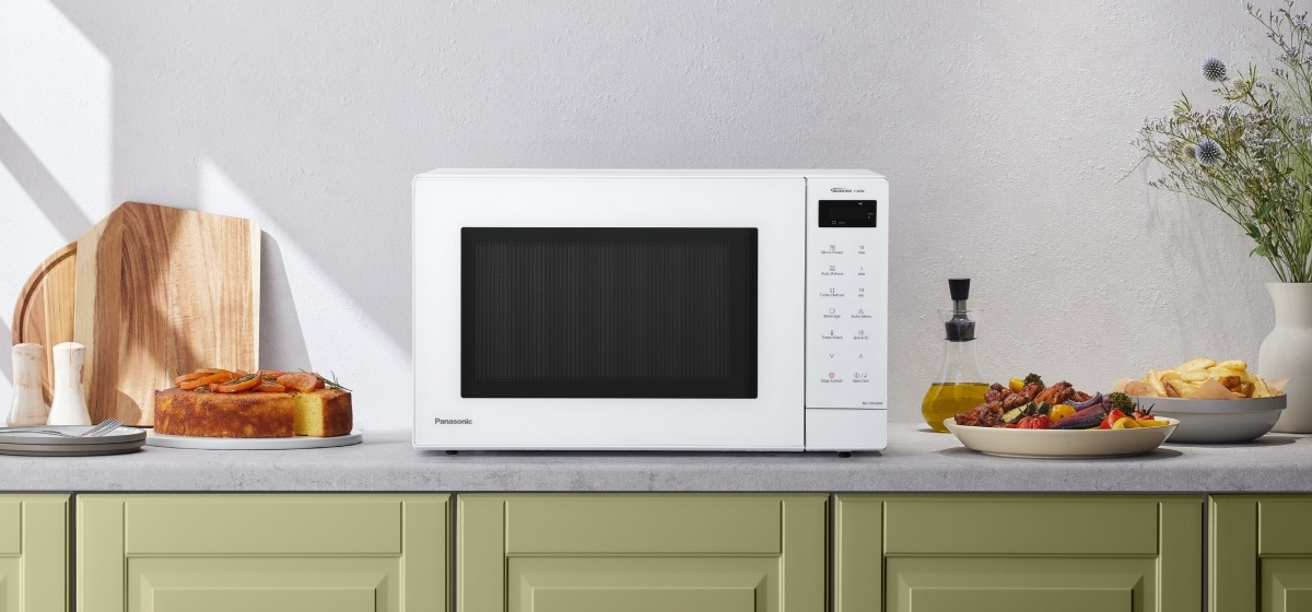 Panasonic 32L Solo Inverter Microwave - White