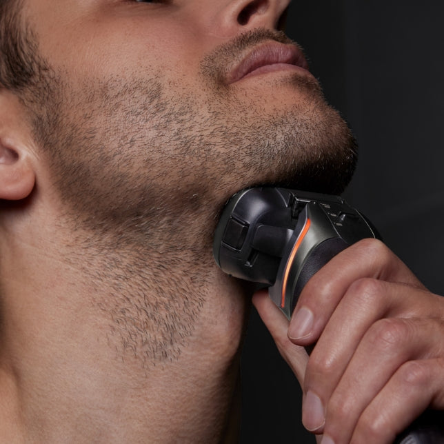 Panasonic 6-Blade Shaver with Auto Cleaning / Charging Station - Silver / Black