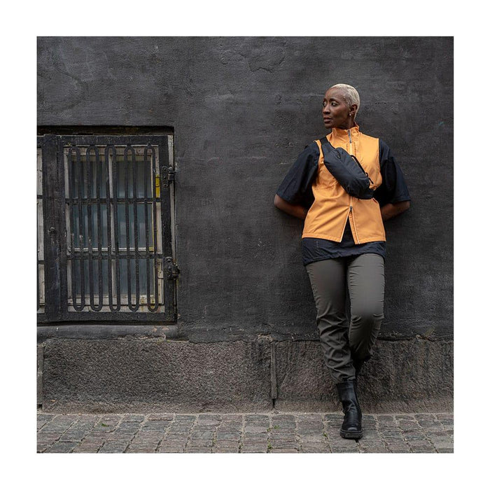 Thule Aion Slingbag Man Bag Waist Bag 2 Litre - Black - LX2001 - Homewares, Outdoor, Phone Accessories, Cases, Speakers, Headphones + More -