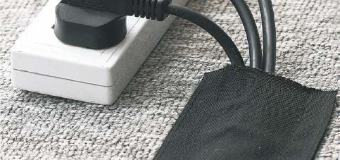 DYNAMIX 5M Hook and Loop Carpet Cable Cover. 100mm Wide. Black Colour.
