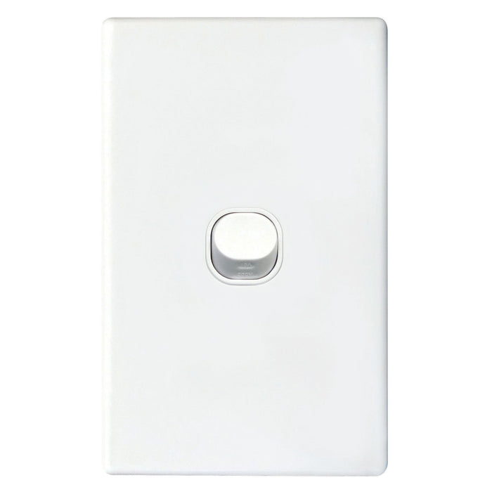 TRADESAVE 16A 2-Way Vertical 1 Gang Switch. Moulded in Flame Resistant Polycarbo