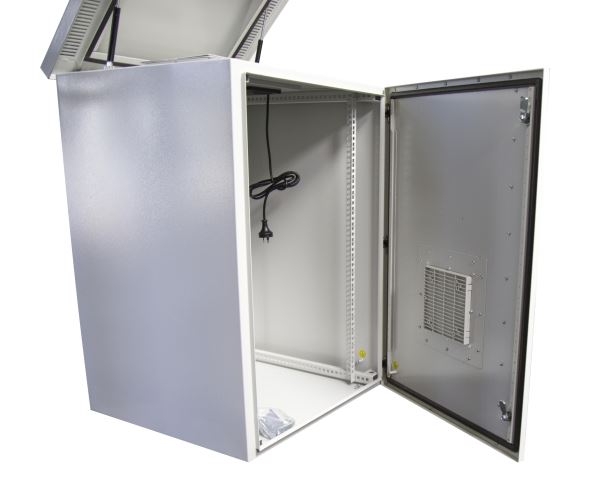DYNAMIX 12RU Vented Outdoor Wall Mount Cabinet. Ext Dims 611x 425x640. IP45 rate
