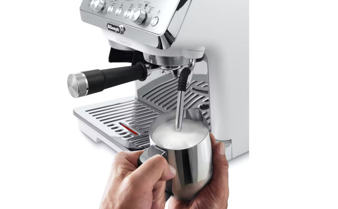 Delonghi La Specialista Arte Manual Pump Espresso Coffee Machine White