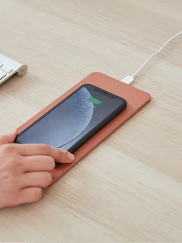 Pout Hands3 Split Detachable Charging Mouse Pad - Rose Beige POUT-02201RB 8809418160885 - LX2001 - Homewares, Outdoor, Phone Accessories, Cases, Speakers, Headphones + More -